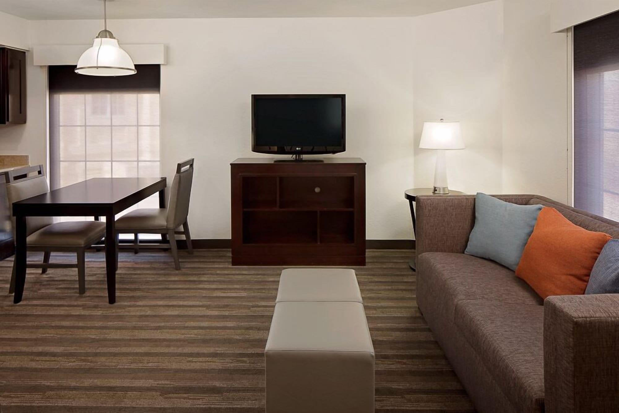 Hyatt House Dallas Addison Hotel Ngoại thất bức ảnh