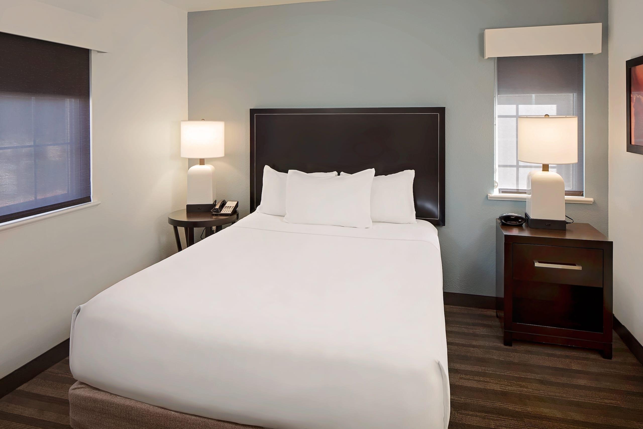 Hyatt House Dallas Addison Hotel Ngoại thất bức ảnh